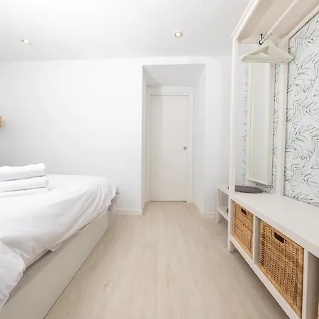 Carreteria, Central, Cosy With An Andalusian Patio Apartment